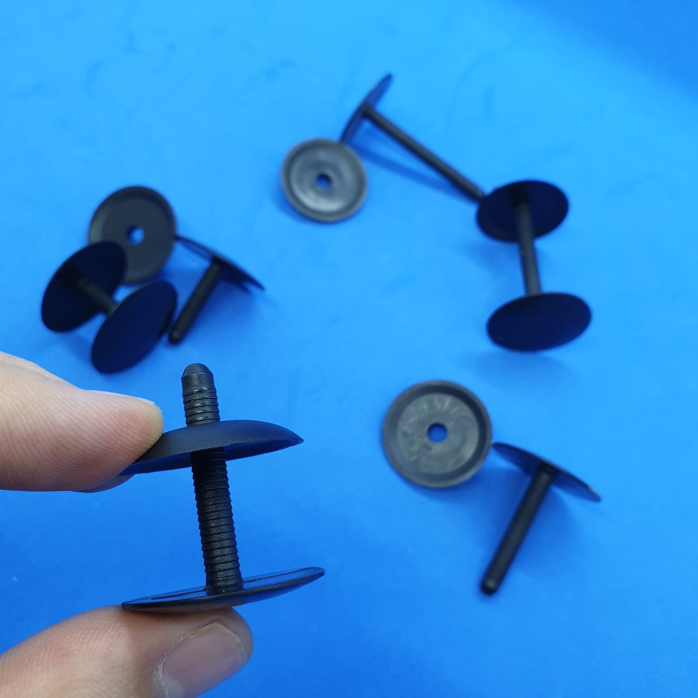 Push Snap Ratchet Plastic Rivet Pin Black DIS19 — Hang and Display