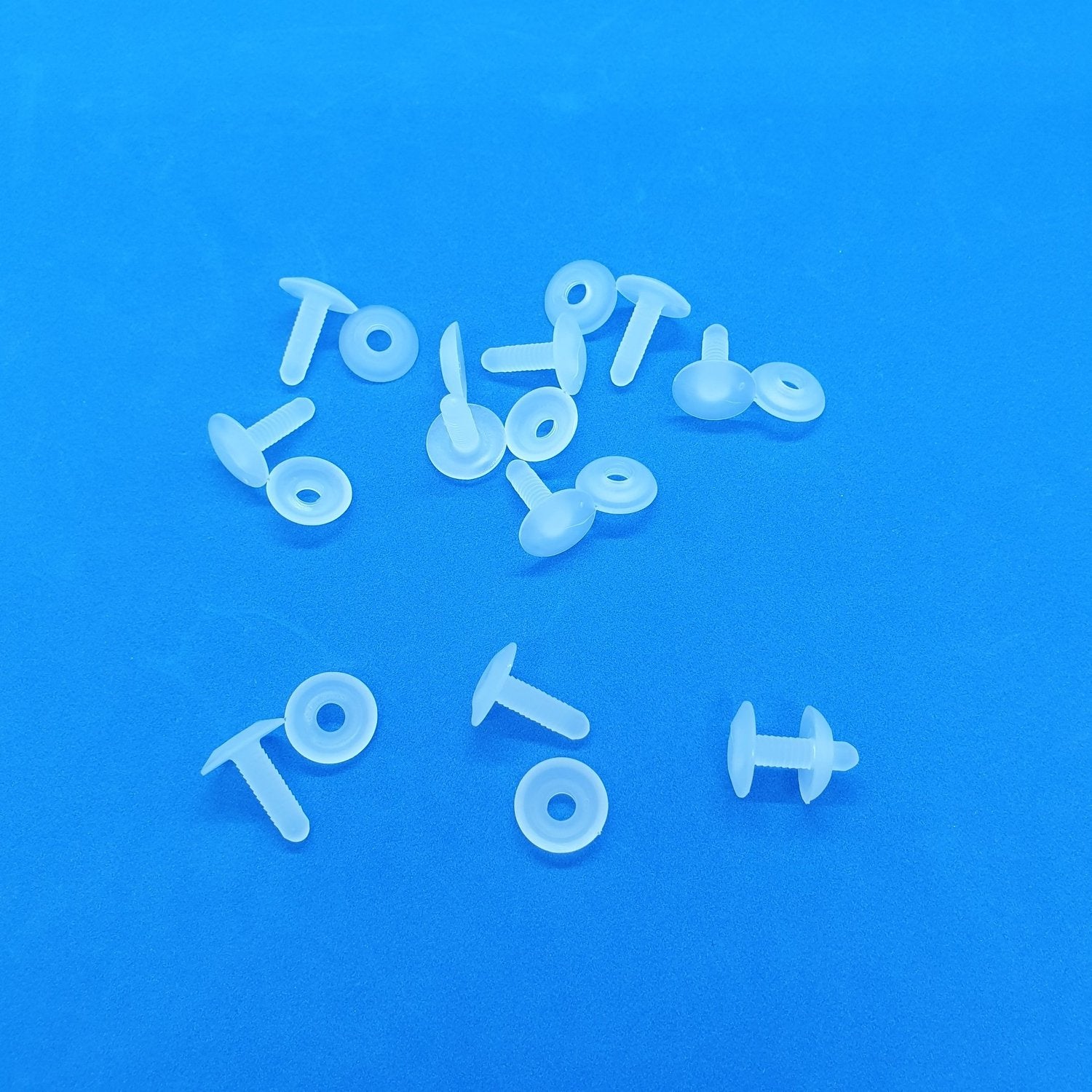 Small Push Snap Ratchet Plastic Rivet Pin Transparent — Hang and Display